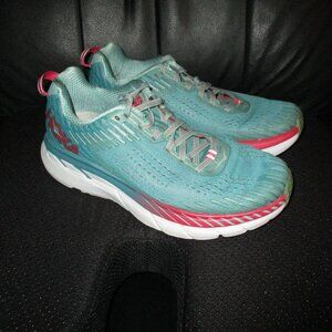 Hoka Clifton 5 sneakers